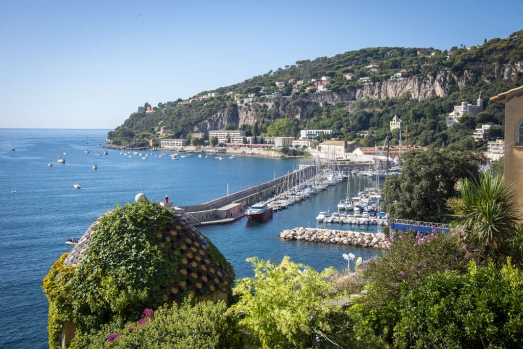Vu de La Citadelle sur l'un des ports propres de Villefranche-sur-Mer : le Port de la Darse